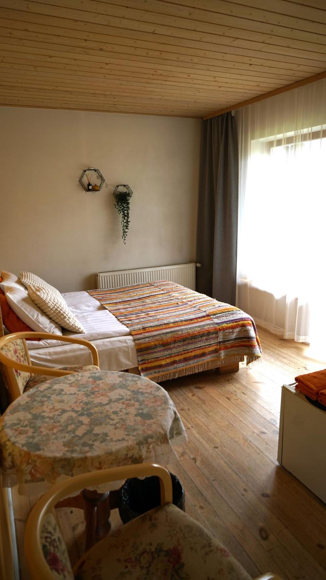 Maza Kapa Hotell Koknese Exteriör bild