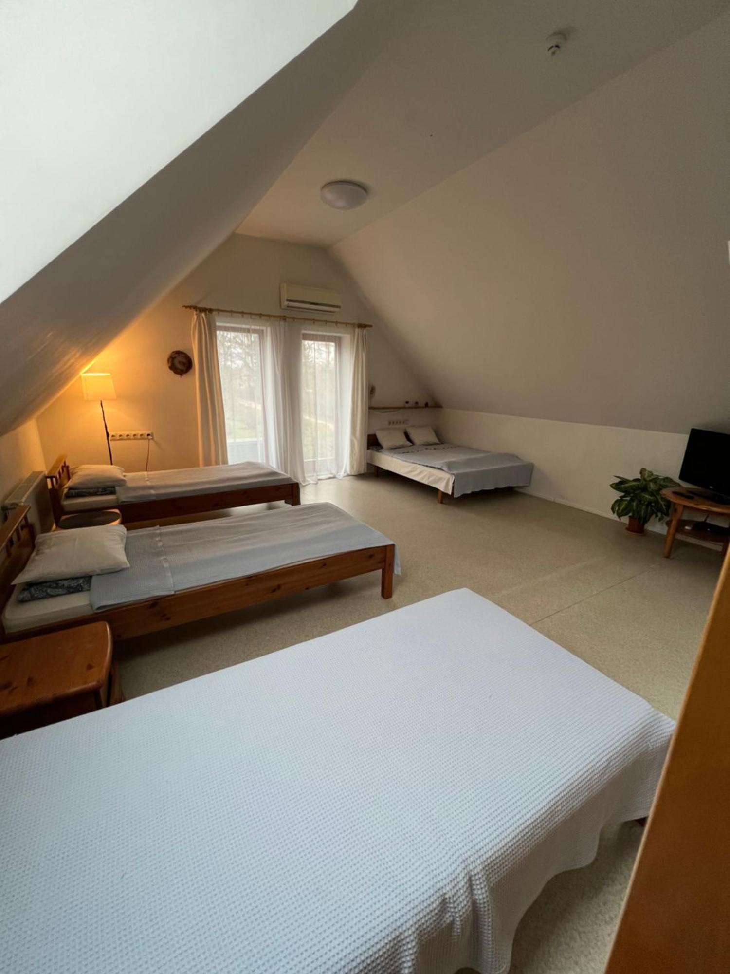 Maza Kapa Hotell Koknese Exteriör bild