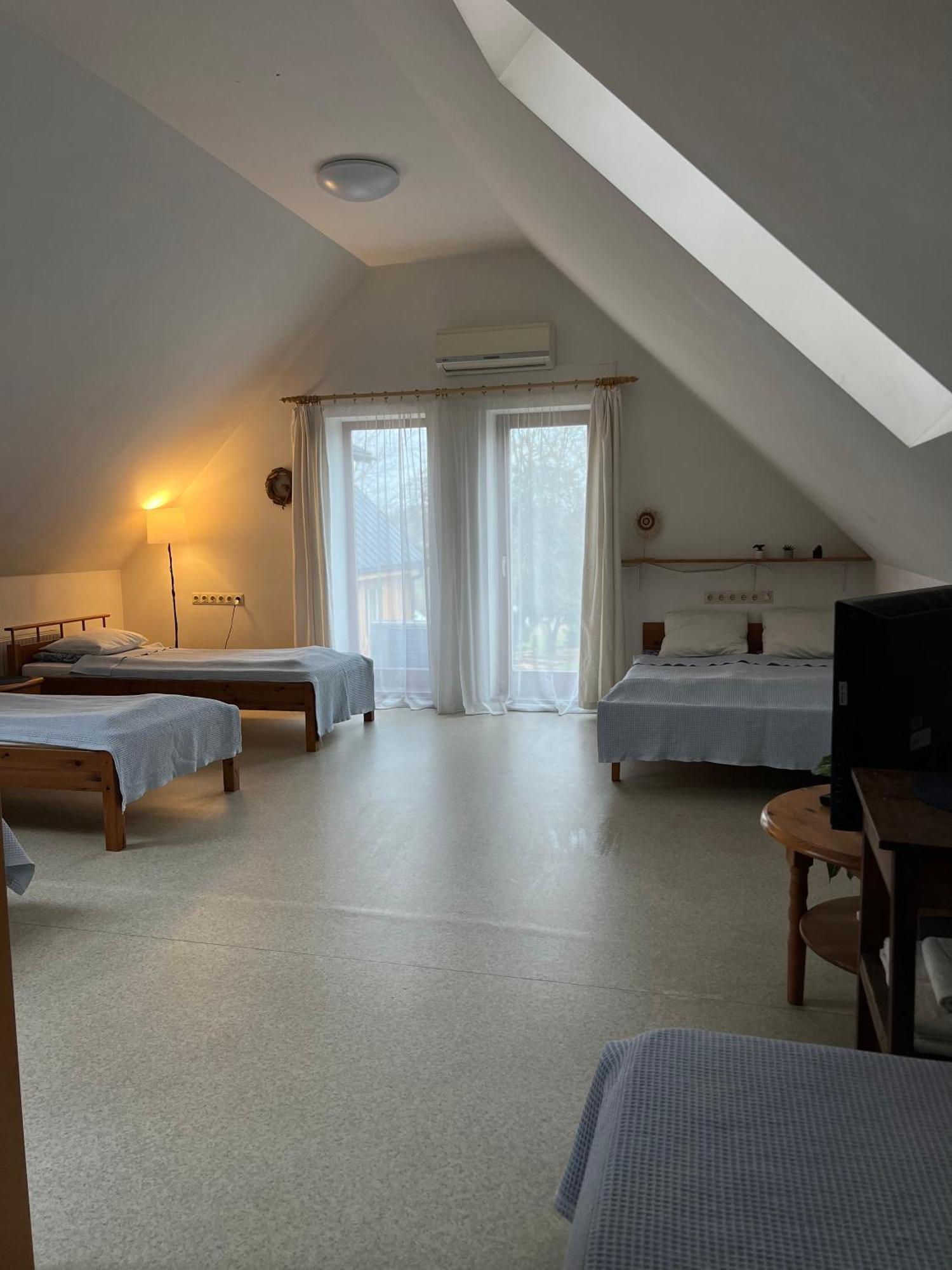 Maza Kapa Hotell Koknese Exteriör bild
