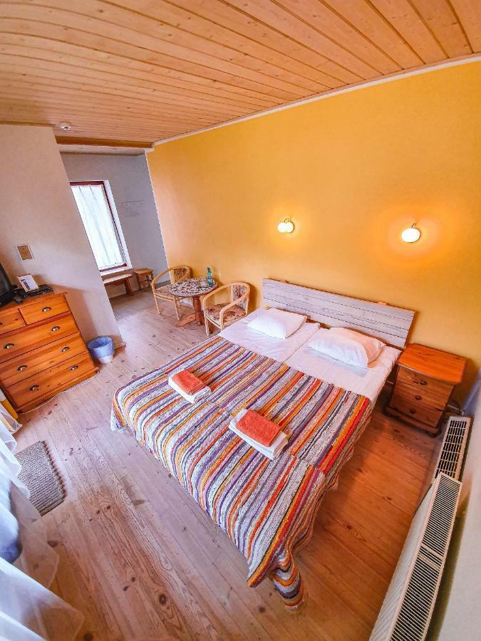 Maza Kapa Hotell Koknese Exteriör bild
